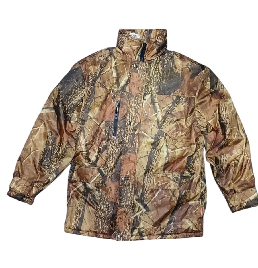 Chaqueta Black Bear Impermeable Camuflada